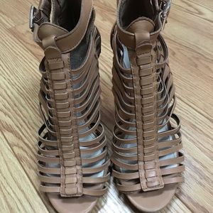 Vince Camuto heels size 7